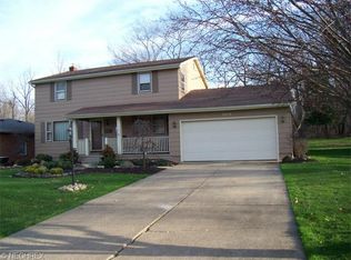 7975 Sigle Ln, Poland, OH