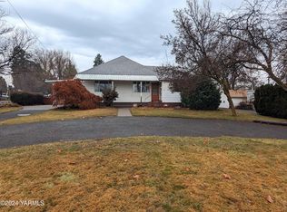 112 N 36th Ave, Yakima, WA 98902