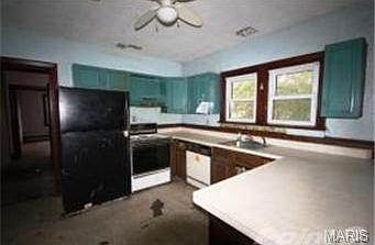4th image of 3519 Marshall Ave