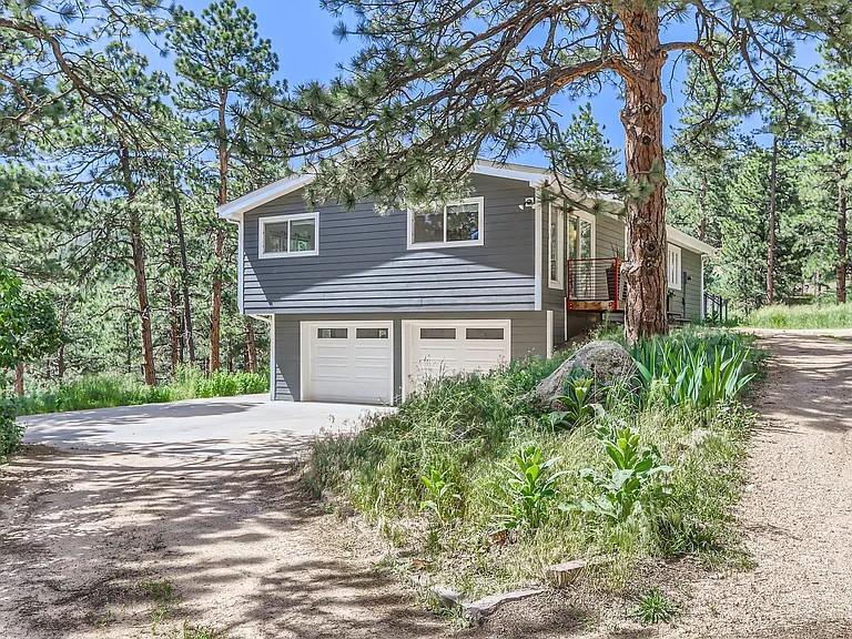 215 Broken Fence Rd — Photo 18