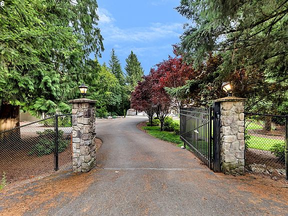 4th image of 40107 NE Miller Rd