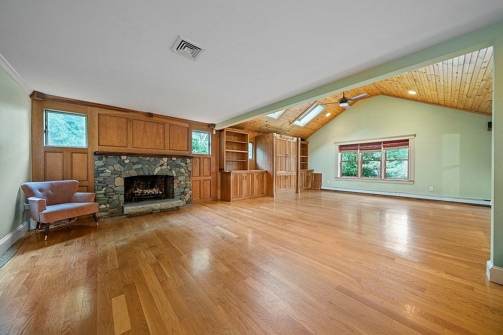 83 Fort Hill St, Hingham, MA 02043 MLS 73155514 Zillow