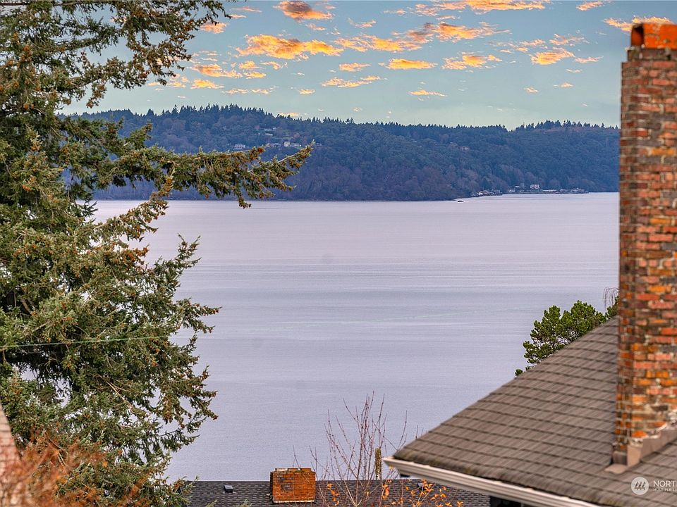 3222 N 31st St WA Zillow