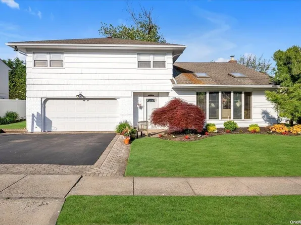 69 Judith Court, East Rockaway, NY 11518