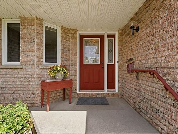 5th image of 581 21st Ave