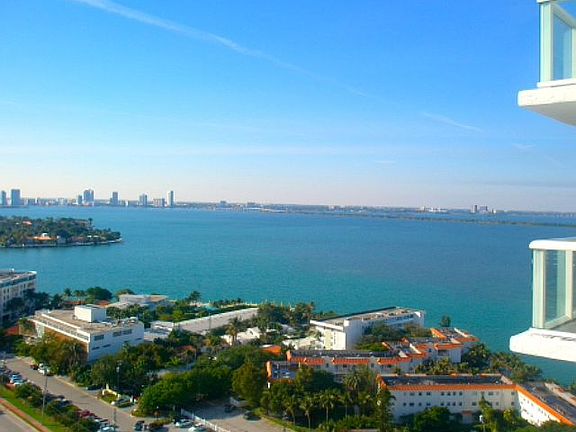 2nd image of 10 Venetian Way APT 2106