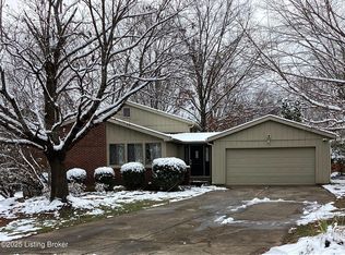 11904 Wide Spring Ct, Coldstream, KY 40245