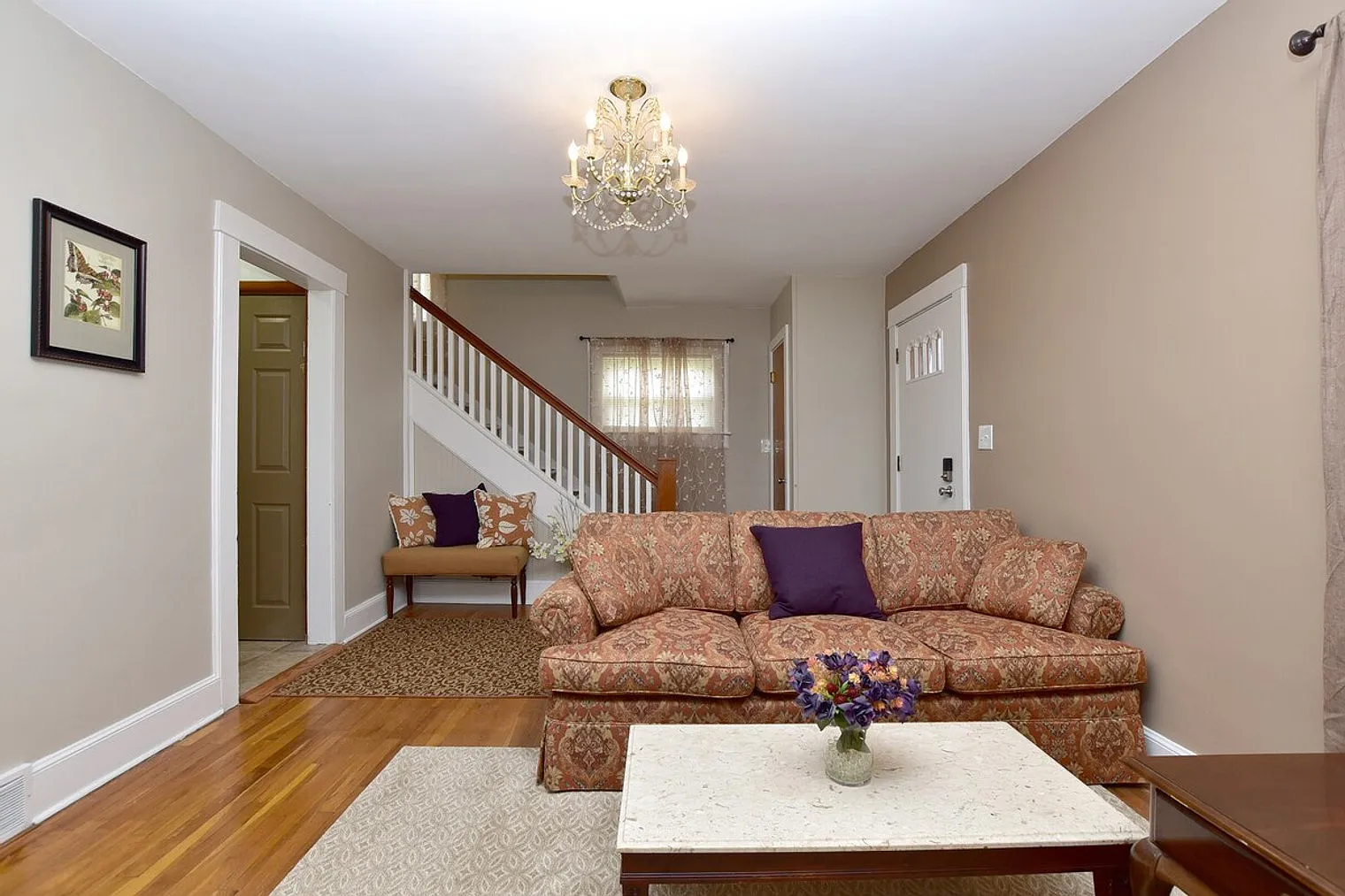5 bed, 2.0 bath, $8,777 — Photo 4