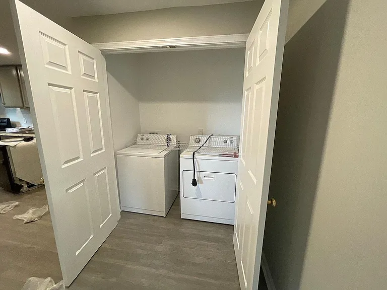 4111 Glory St — Photo 16