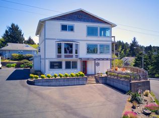 125 SE Bay St, Depoe Bay, OR 97341