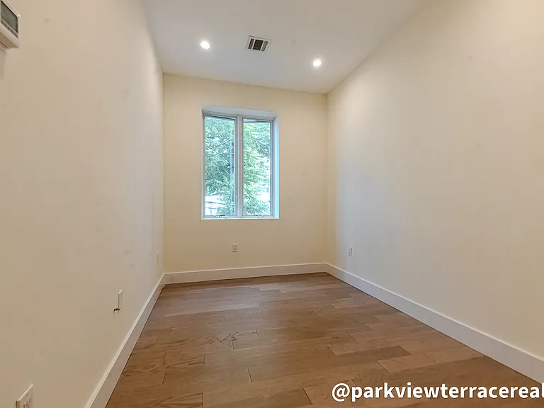 1257 Rogers Ave #4A — Photo 9
