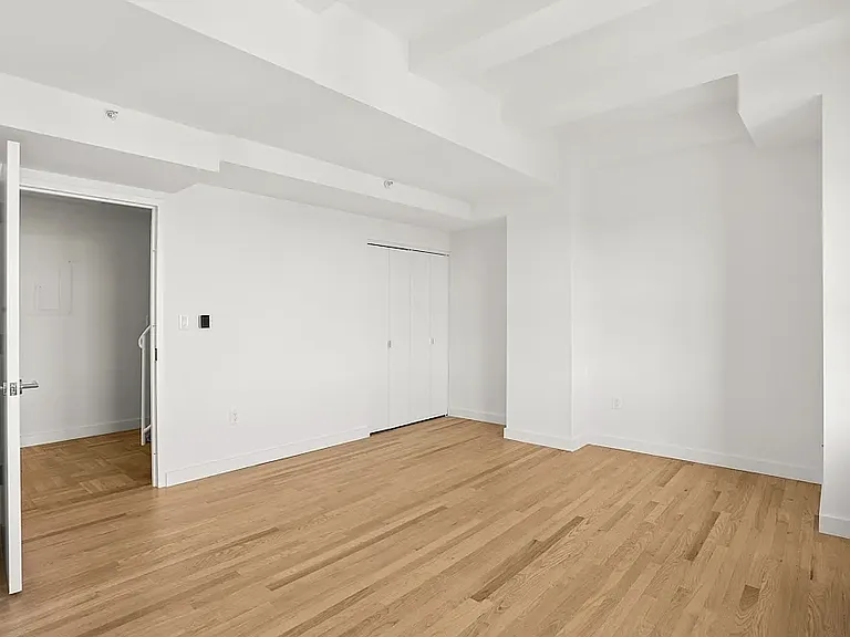 20 Exchange Pl #Penthouse 5503 — Photo 12