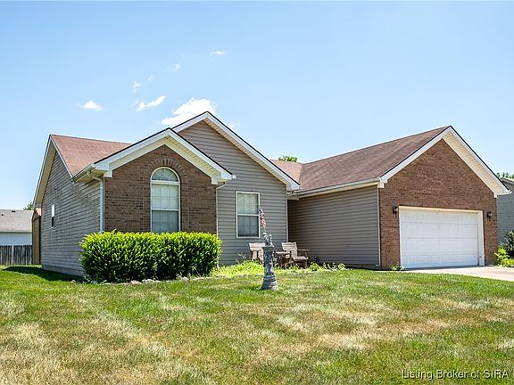 3rd image of 4504 Meadow Springs Drive