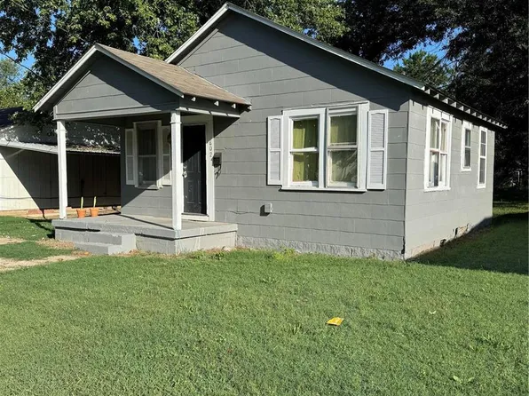 602 W Clipper St, Kennett, MO 63857
