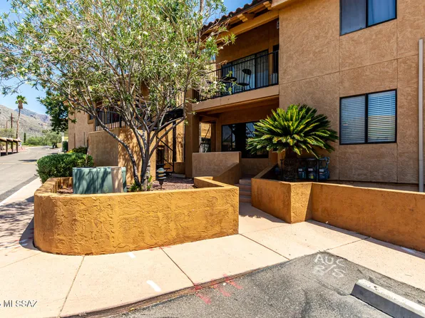 8271 N Oracle Rd, Tucson, AZ 85704