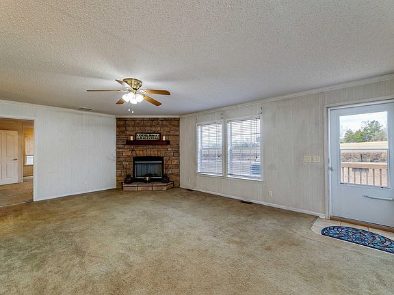 3rd image of 256 Fish Hatchery Rd