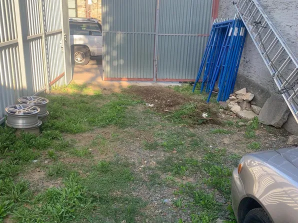 3406 H St, Philadelphia, PA 19134