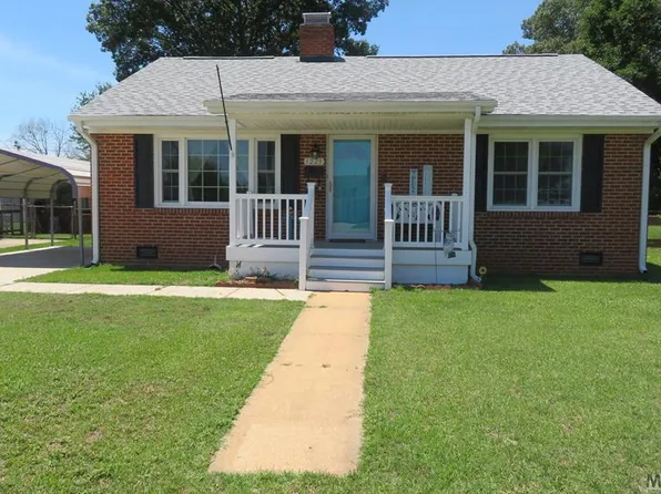 1229 Charlotte St, Roanoke Rapids, NC 27870