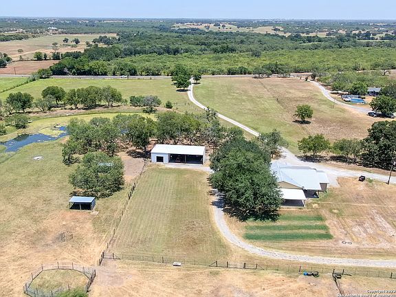 3rd image of 3211 FM 1346