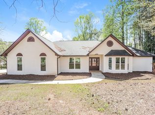 110 Glenridge Dr, Newnan, GA 30265