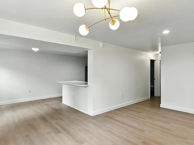 1132 S 33rd St #4 — Photo 15