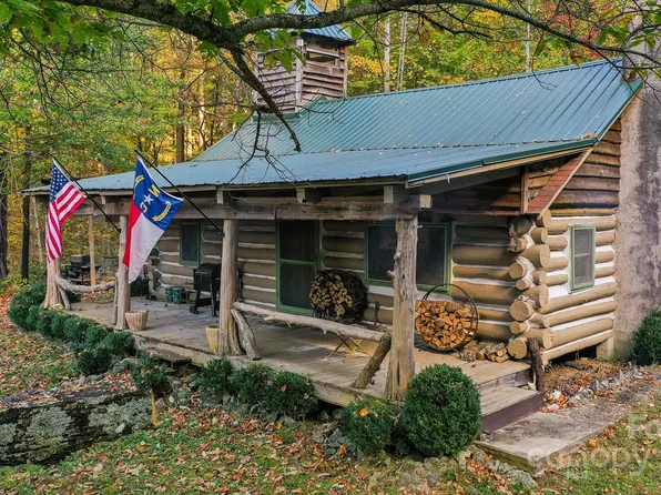 4189 Bristol Pl, Collettsville, NC 28611