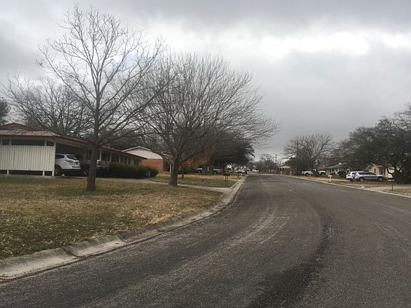5th image of 37 Snell Dr