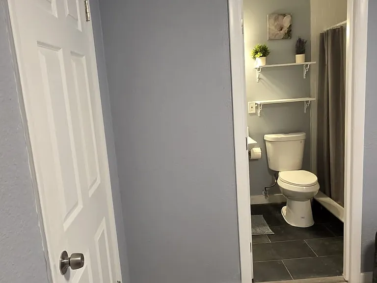 305 E Adalee St — Photo 17
