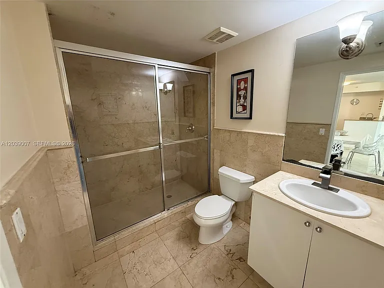 17555 Atlantic Blvd #1103 — Photo 15