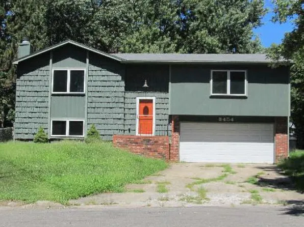 3404 Oxford Ct, Lawrence, KS 66049