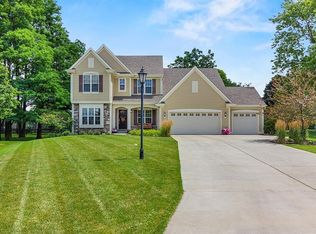 N25W27276 Fairmount Ct, Pewaukee, WI 53072