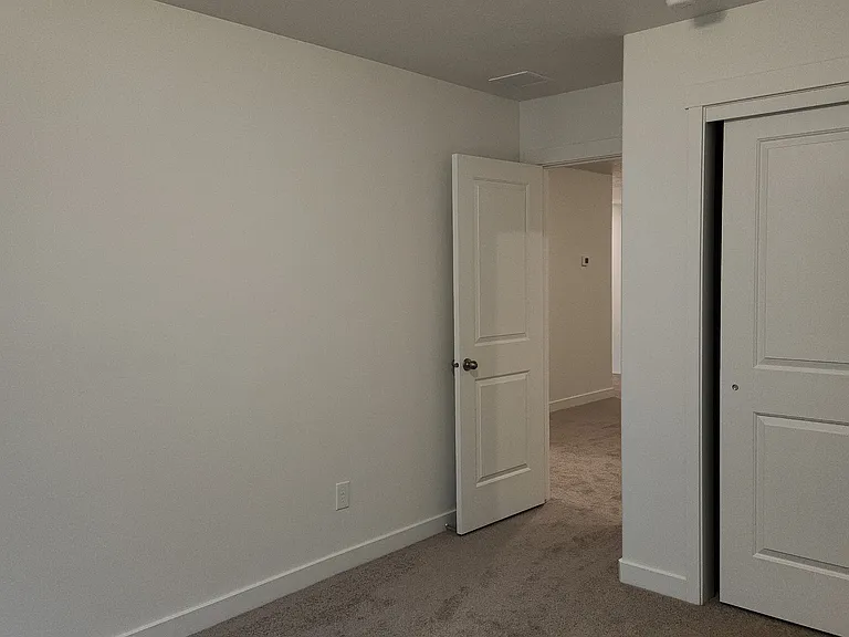 968 S 850 W #1 — Photo 34