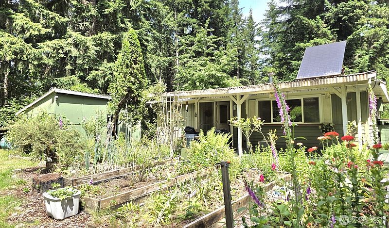 3rd image of 32906 54th Avenue S