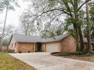 920 Manchester Dr, Conroe, TX 77304