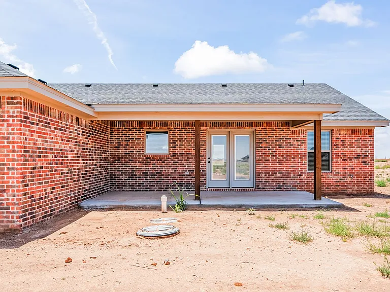 10517 East Cres #7400 — Photo 11