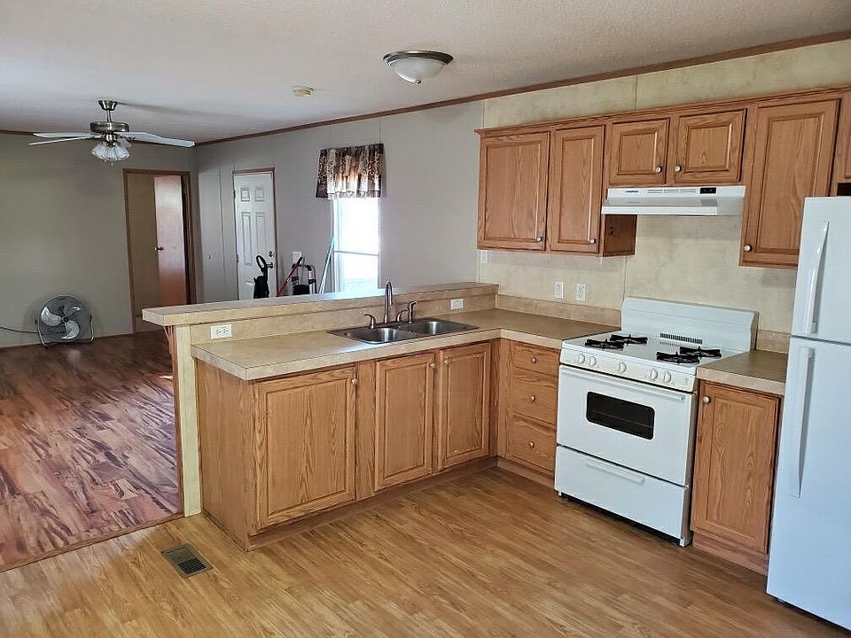 1st image of 2900 Grand Ave Lot 12