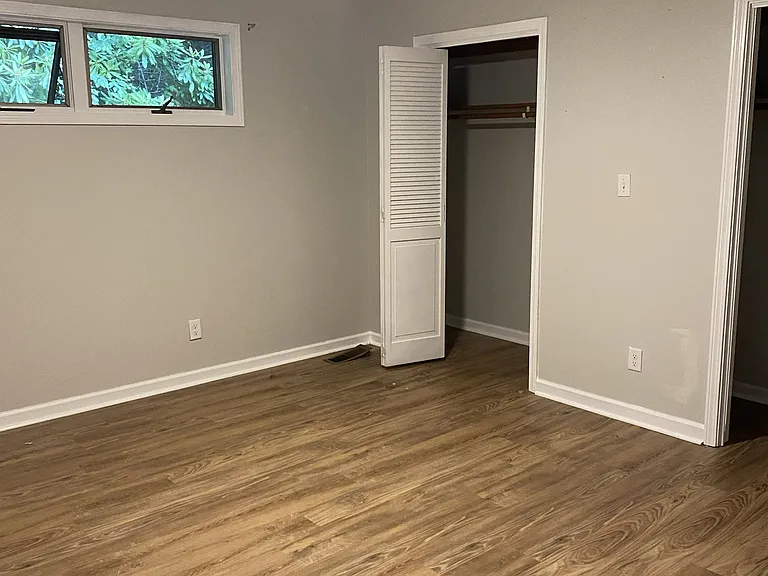 183 Laurel Dr — Photo 11