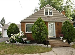 2015 Titus Ave, Rochester, NY 14622