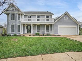 1748 Lance End Ln, Fenton, MO