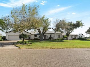 1420 Lion Lake Dr N, Weslaco, TX 78596