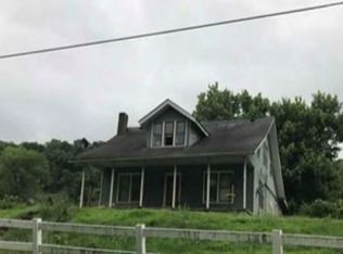 170 Peytons Creek Rd, Pleasant Shade, TN 37145