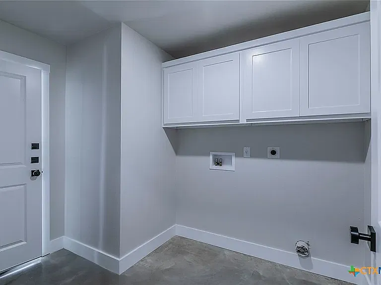 3 bed, 1364 sqft, $1,860 — Photo 4