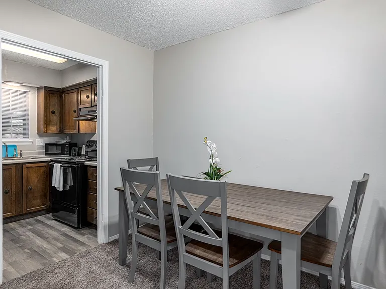 Aspen Place Apartments - One Month Free for All July AND August Move-Ins! — Photo 51