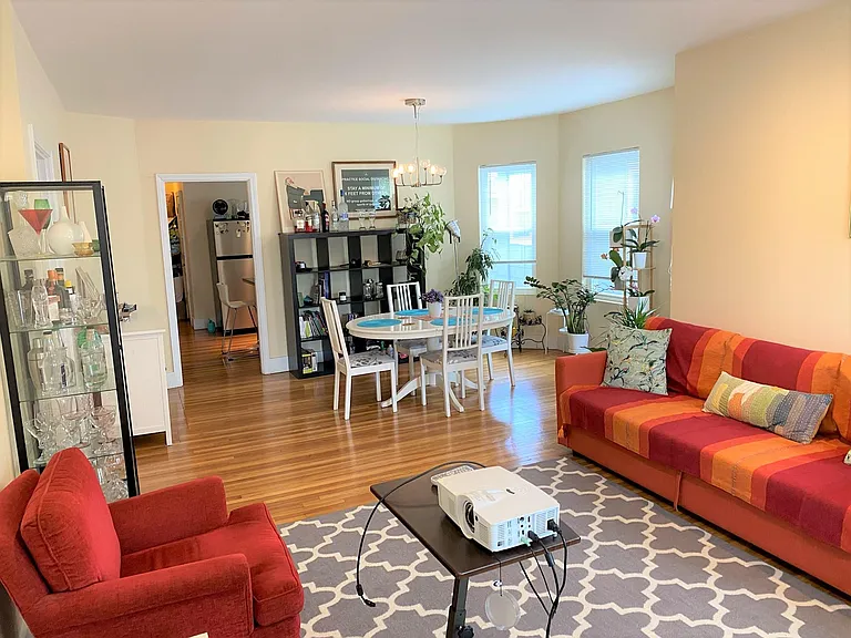 36 Burnside Ave #2 — Photo 14