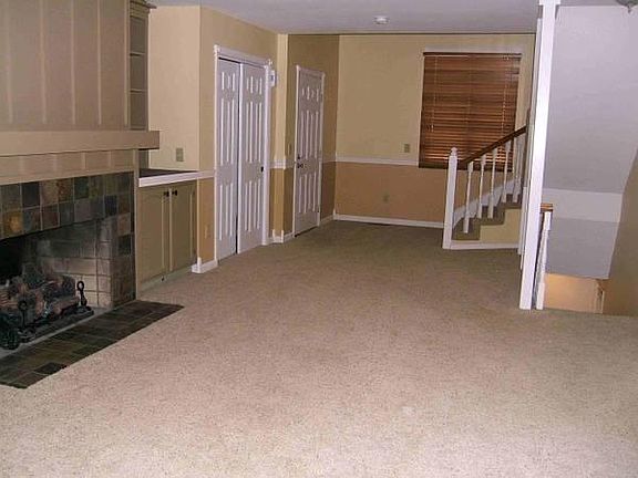 5th image of 2055 Old Falls Dr