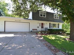 1918 W Teton Dr, Peoria, IL