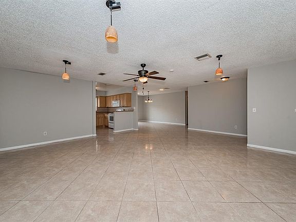 5th image of 7012 Edenbrook Ct