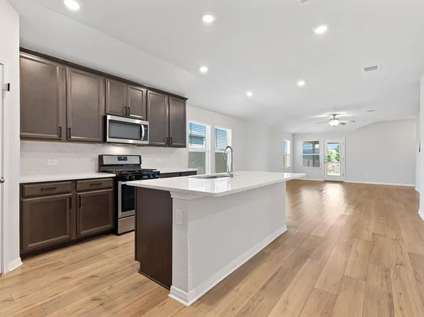 2803 Canteen Creek Way, Round Rock, TX 78665