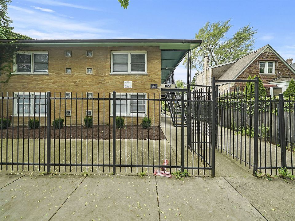 019-7830SouthYatesBoulevard-Chicago-IL-60649-small