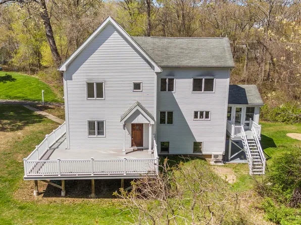 204 Sachem Head Road, Guilford, CT 06437